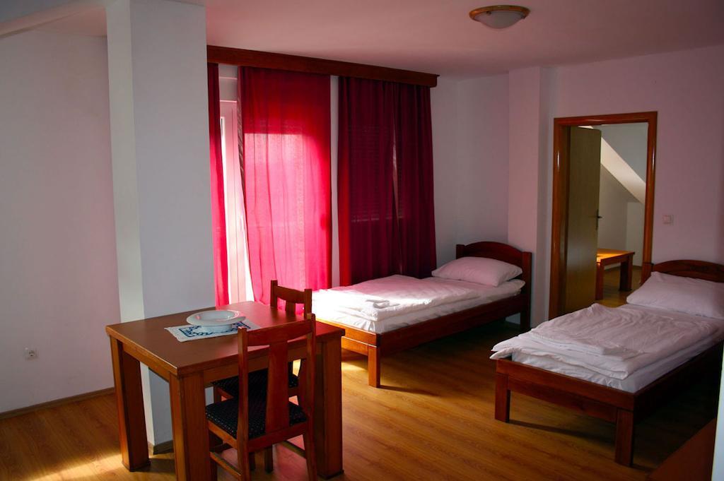 Hotel Bagaric -Ispod Brda Ukazanja Adress Kraljice Mira 56 Bijakovci Medugorje Room photo